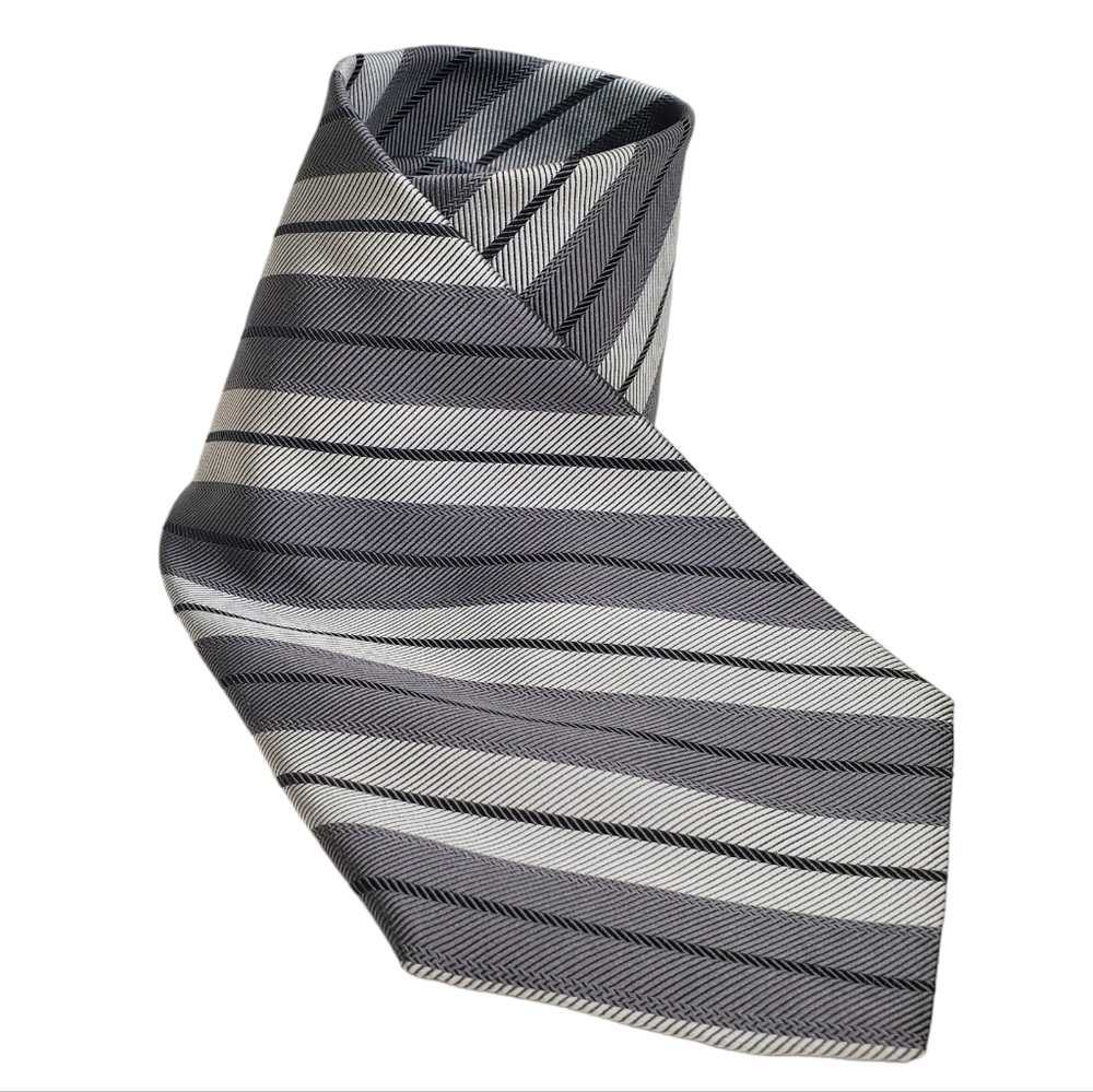 BROOKS BROTHERS Makers Silk Tie Silver Gray Striped 56.5" x 3.75"